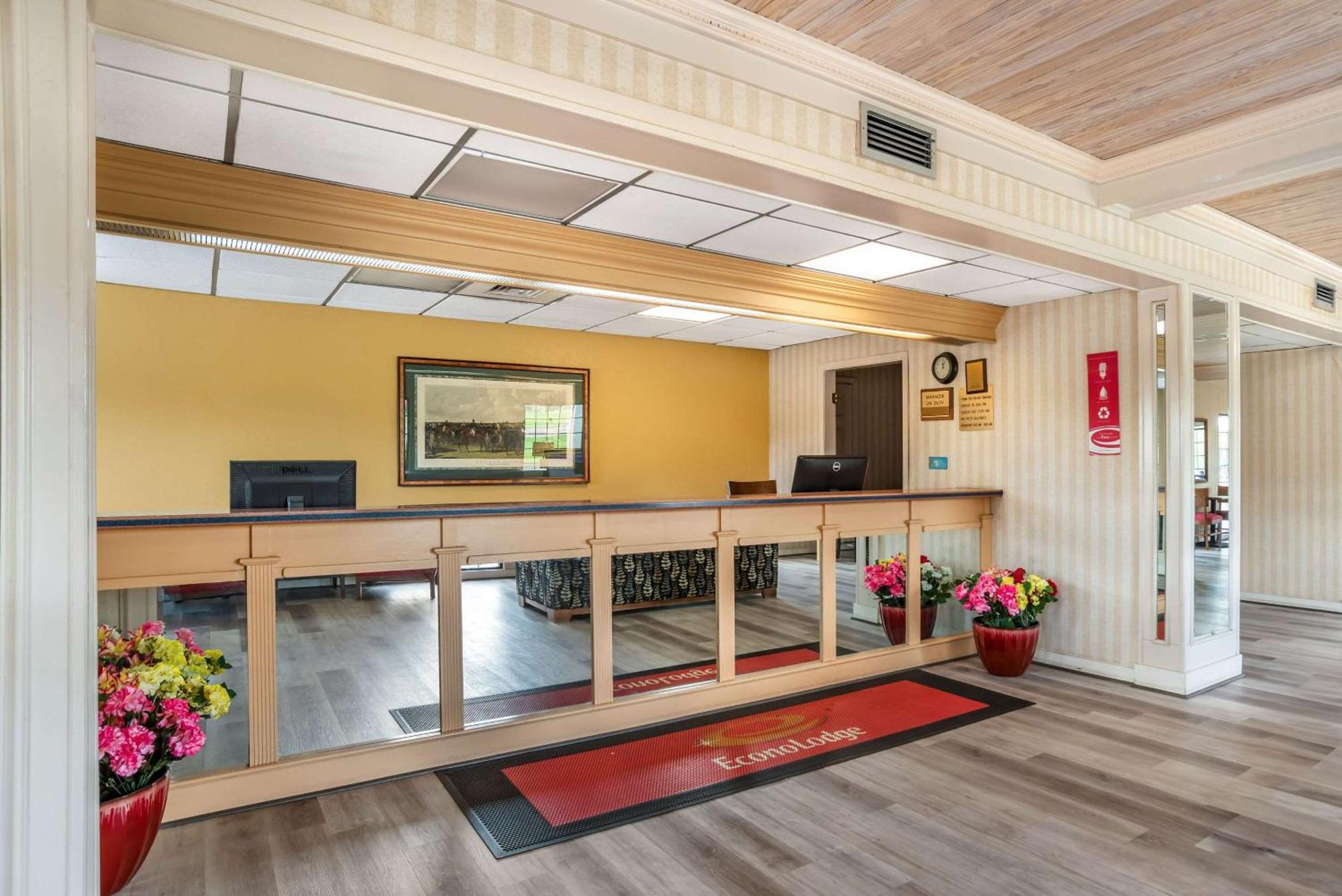 פילדלפיה Econo Lodge Inn & Suites מראה חיצוני תמונה
