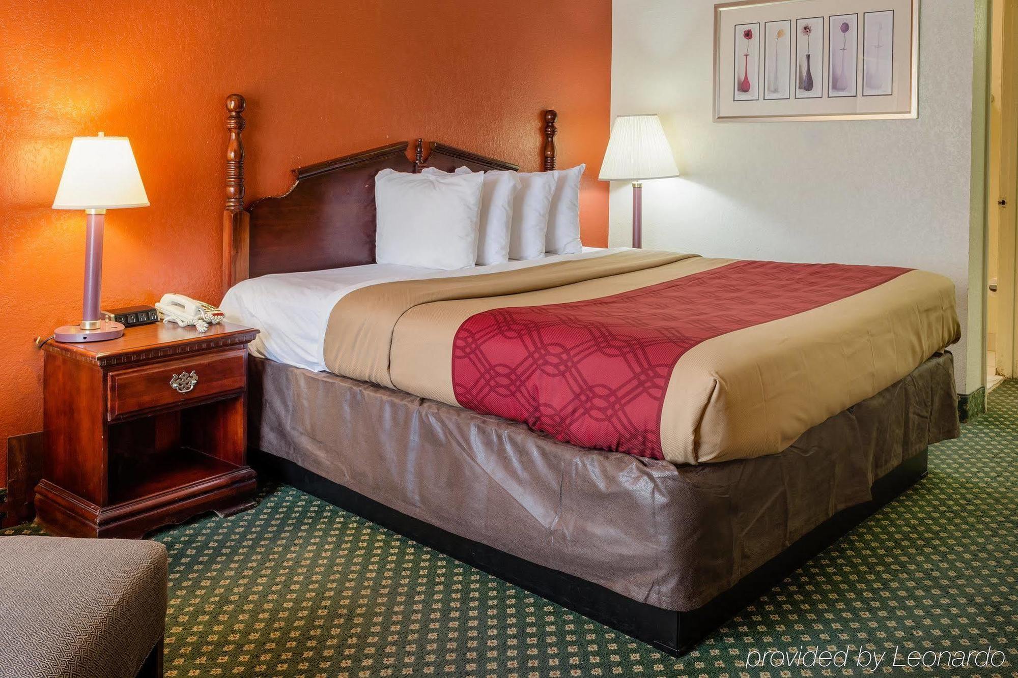 פילדלפיה Econo Lodge Inn & Suites מראה חיצוני תמונה