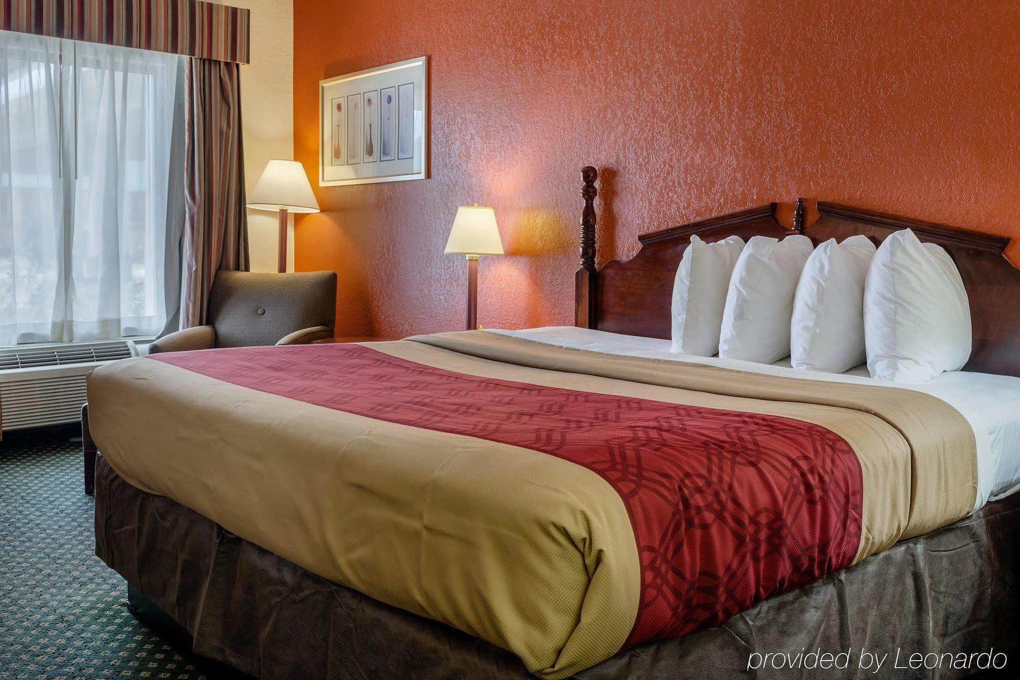 פילדלפיה Econo Lodge Inn & Suites מראה חיצוני תמונה